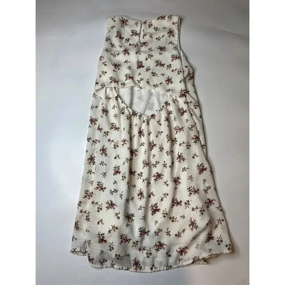 Paper Crane Ivory Floral Open Back Mini Dress Women’s Size Small - Picture 6 of 7